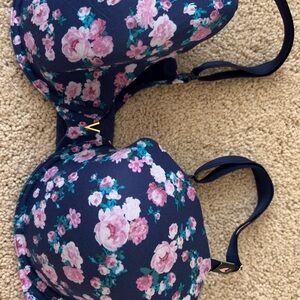 Victoria's Secret Navy Floral Bra